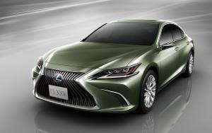 Lexus ES300h 2018 года (JP)